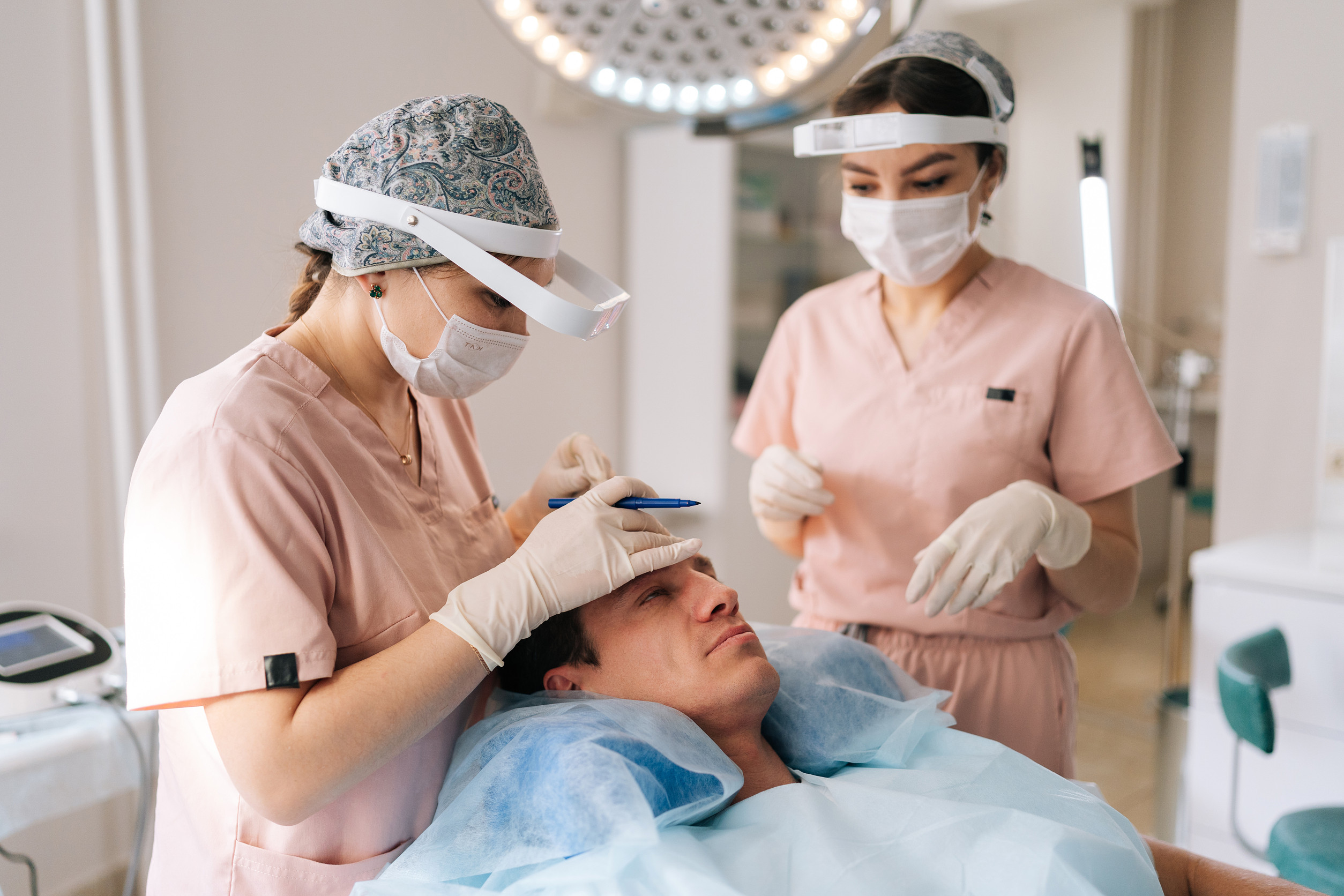 Comparison of Hair Transplant Turkey vs France: Reviews and Prices