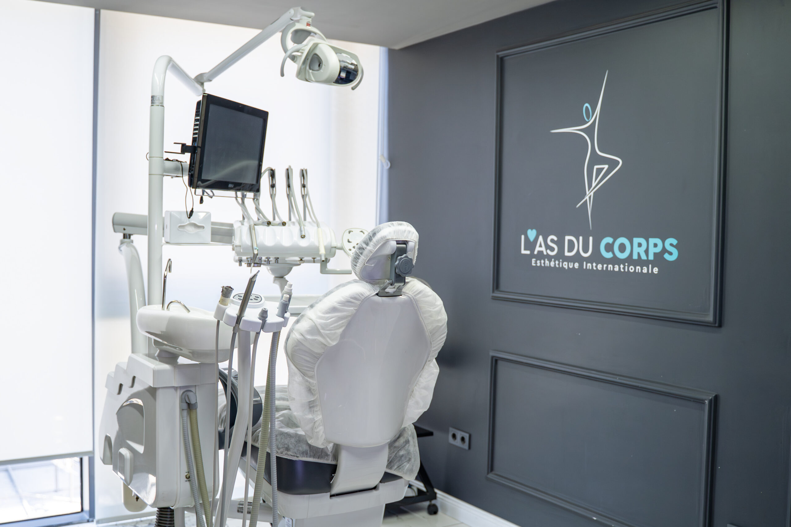 How the Airport → Clinic → Hotel Transfer Organization Works with L’As du Corps